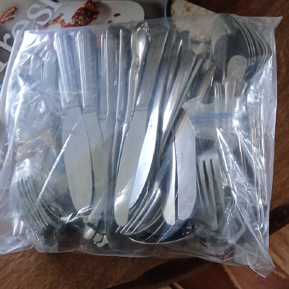 5lb. Bag of Mixed Flatwear Vintage